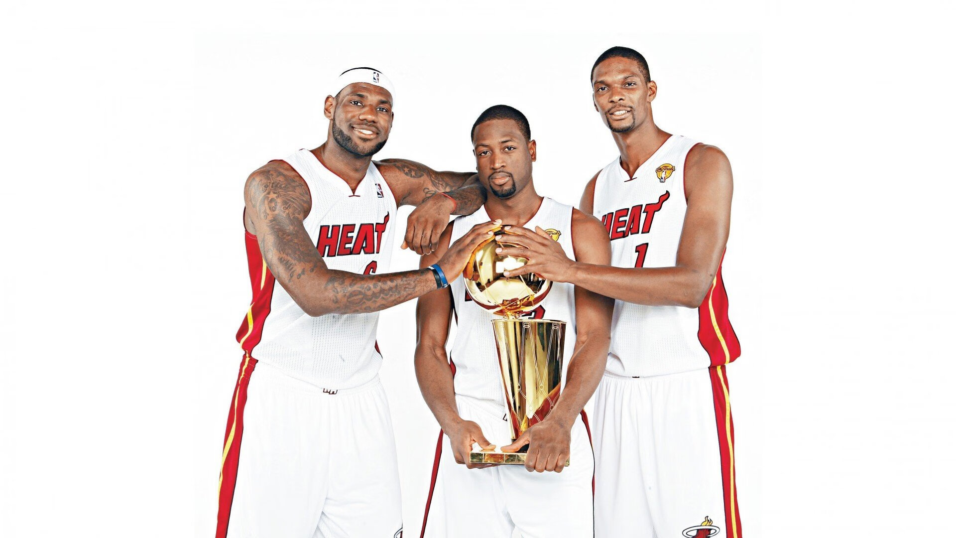 塔图姆在MAD比赛中精彩发挥，大胜引发热议！